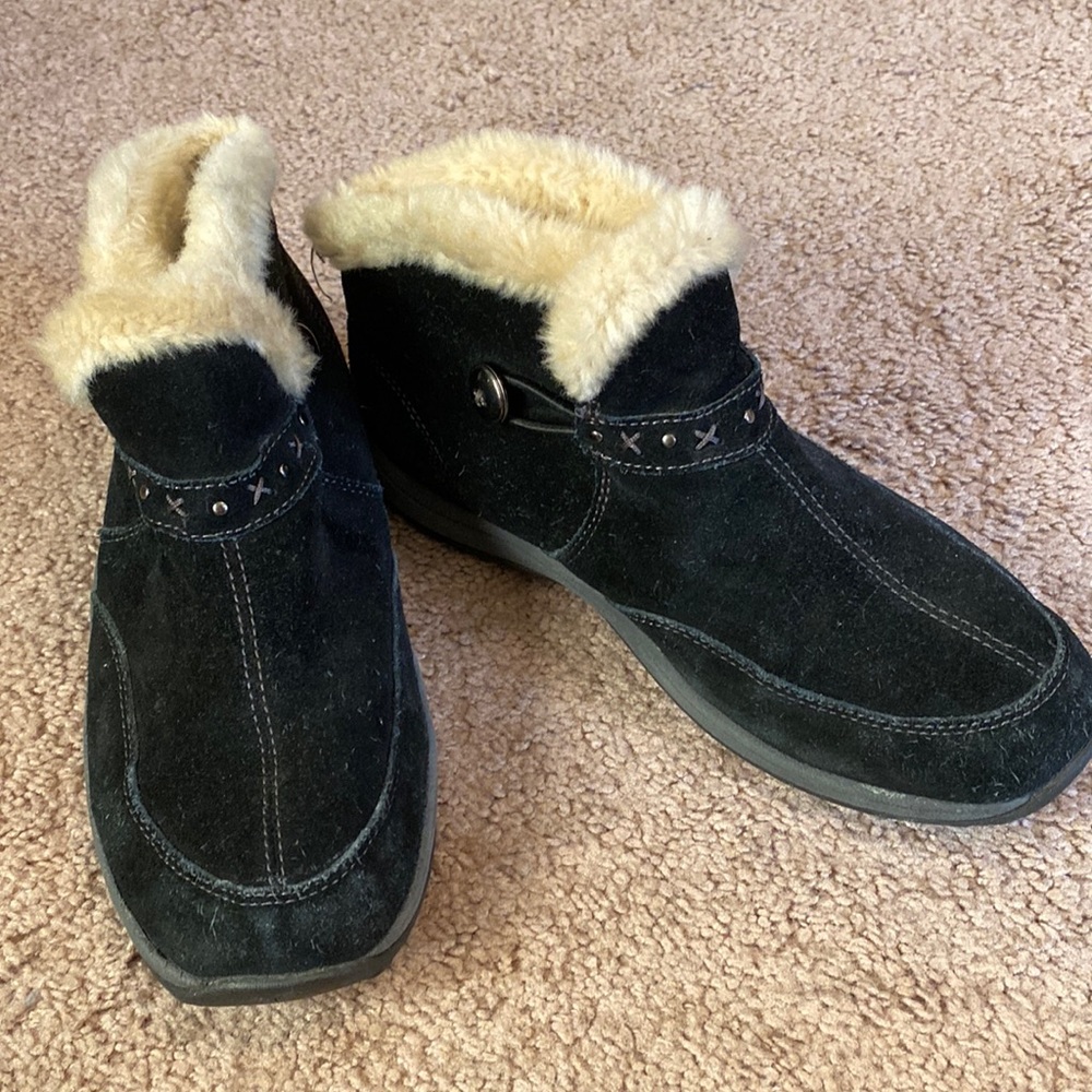 Womens Easy Spirit Esserra Suede Ankle Faux Fur Black Boots